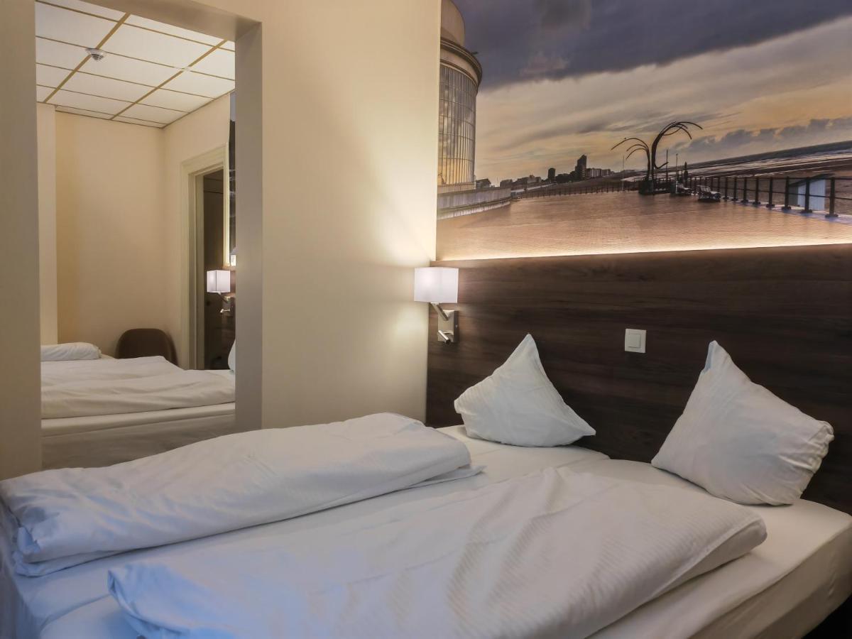 Hotel Ii