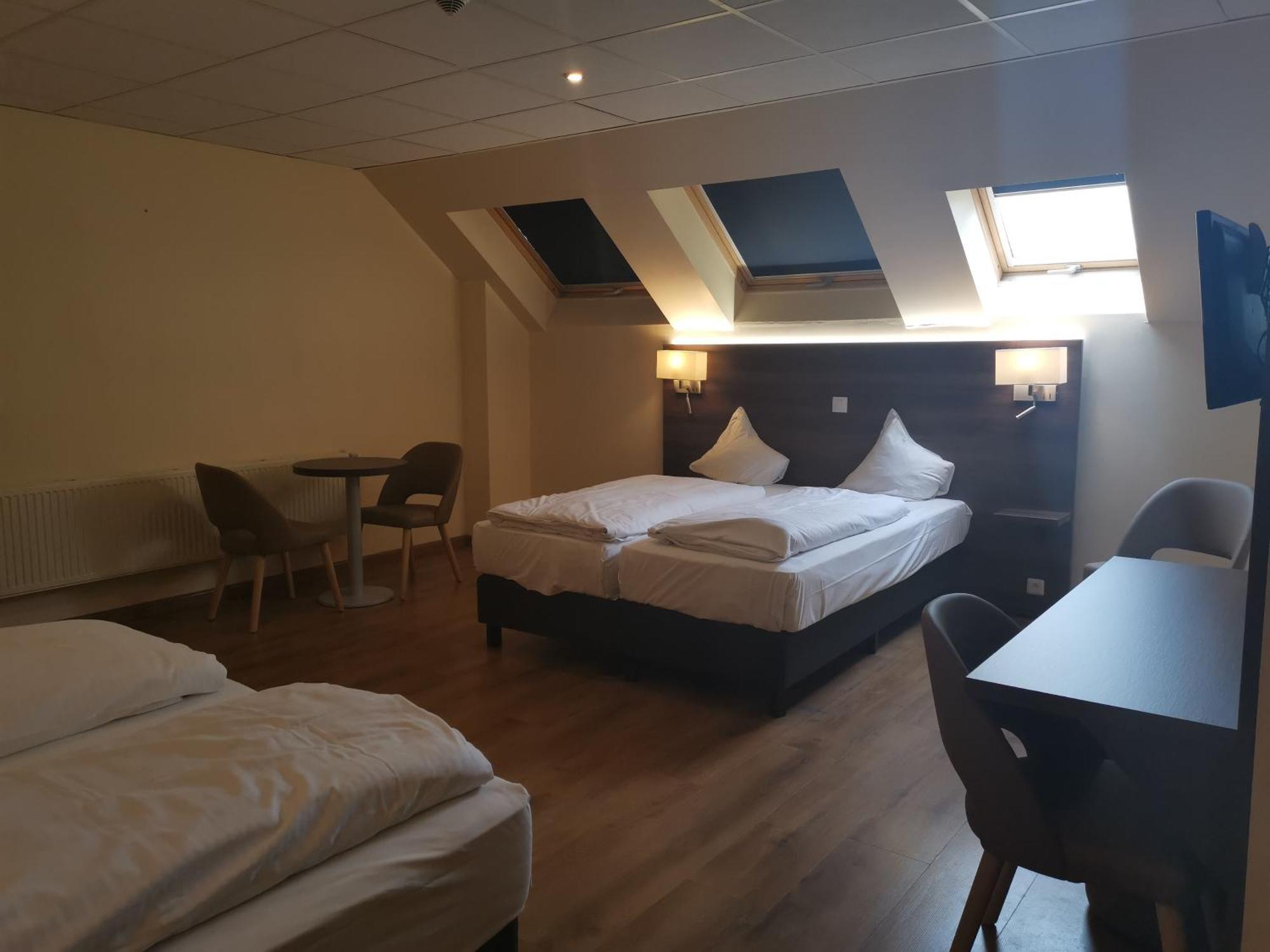 Ii Hotel 2*