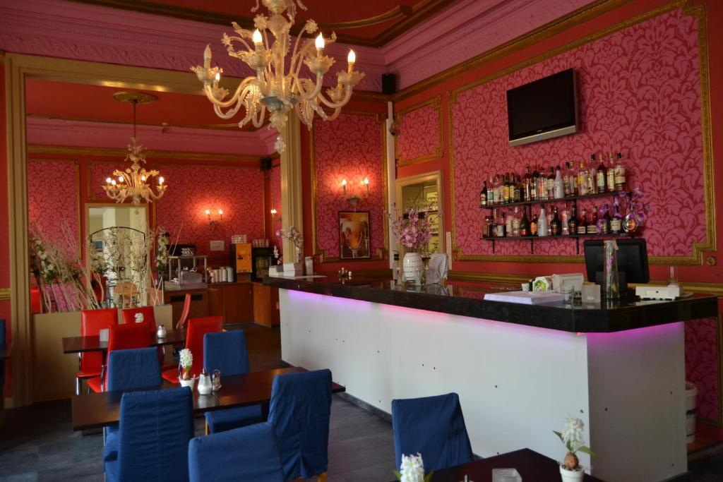 Ii Hotel 2*